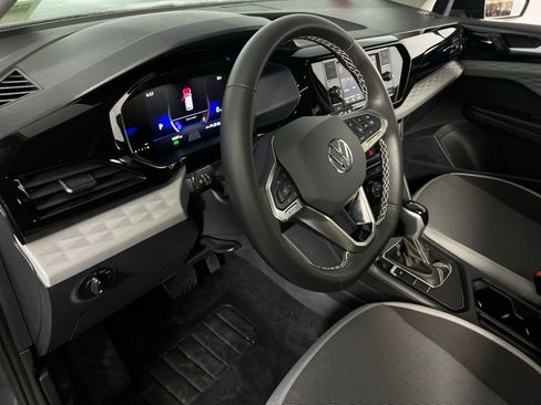 Used 2024 Volkswagen Taos S image 20