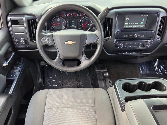Used 2018 Chevrolet Silverado 1500 Custom w/ Custom Value Package AWD/4WD image 11
