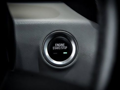 Used 2022 GMC Terrain SLT image 18