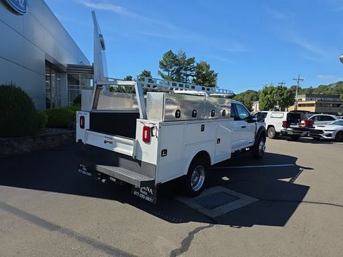 Used 2023 Ford F450 XLT w/ XLT Value Package AWD/4WD image 3