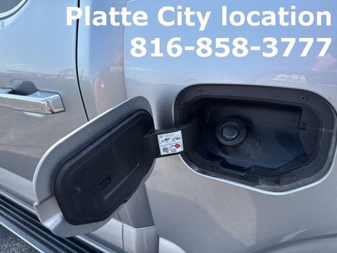 Used 2023 Ford F150 Lariat w/ Equipment Group 502A High image 30