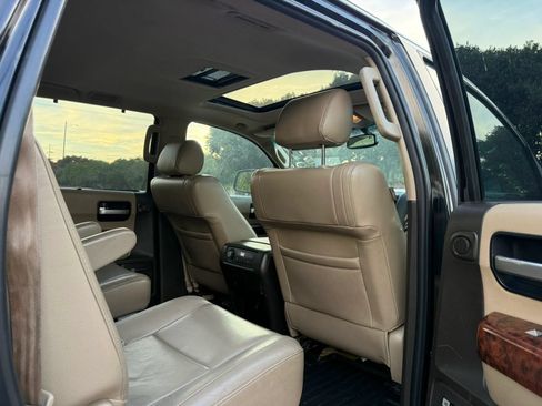 Used 2008 Toyota Sequoia Limited RWD image 14