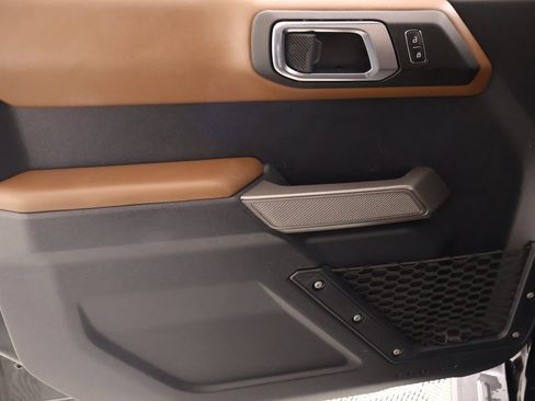 Used 2023 Ford Bronco Outer Banks image 16