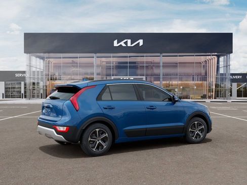 New 2026 Kia Niro EX FWD image 6