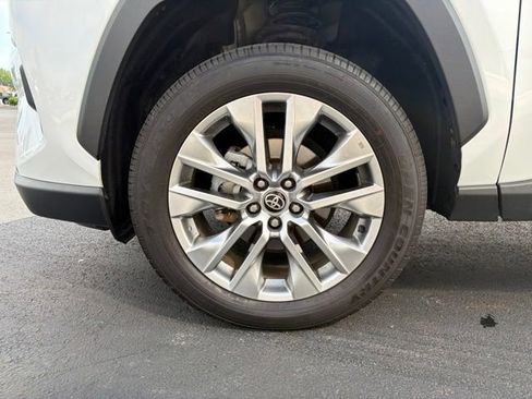 Used 2025 Toyota RAV4 XLE Premium w/ Weather Package AWD/4WD image 11