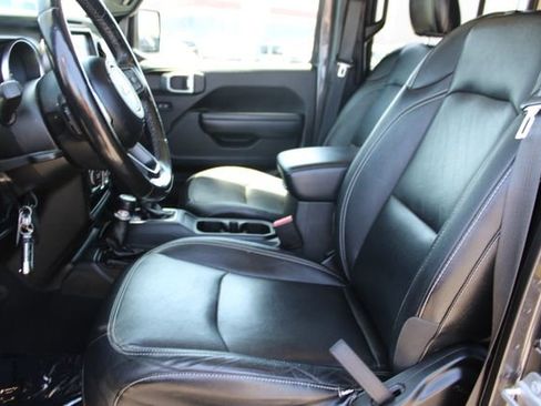Used 2022 Jeep Wrangler Unlimited Sport AWD/4WD image 38