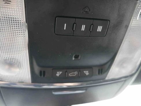 Used 2022 Jeep Grand Cherokee Altitude AWD/4WD image 36