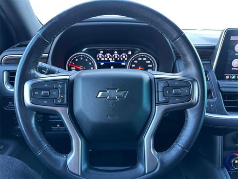 Used 2021 Chevrolet Tahoe Z71 w/ Z71 Off-Road Package image 17