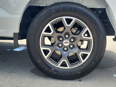 Used 2025 Ford F150 STX w/ Equipment Group 200A RWD image 9