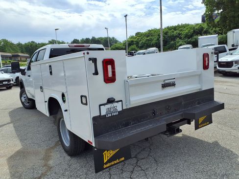 New 2026 GMC Sierra 3500 Pro w/ Convenience Package AWD/4WD image 24