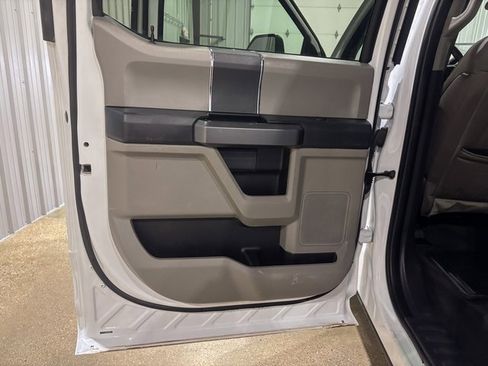 Used 2022 Ford F250 XLT w/ XLT Value Package image 24