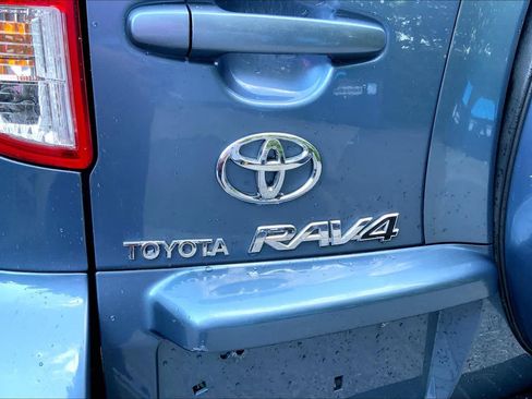 Used 2010 Toyota RAV4 4WD w/ Base L4 Extra Value Pkg image 30