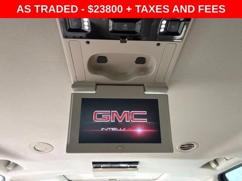 Used 2020 GMC Yukon XL SLT w/ Premium Edition RWD image 18