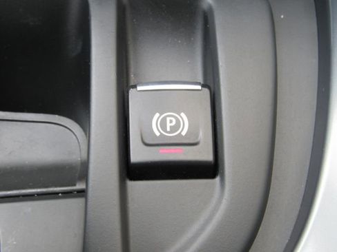 Used 2014 BMW i8 image 37