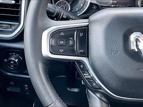 Used 2025 RAM 1500 Big Horn AWD/4WD image 14