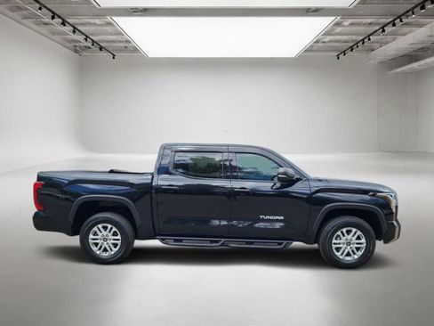 Used 2024 Toyota Tundra SR5 w/ SR5 Convenience Package AWD/4WD image 6