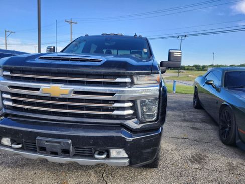 Used 2021 Chevrolet Silverado 2500 High Country w/ Z71 Off-Road Package AWD/4WD image 7