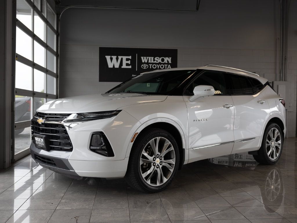 Used 2020 Chevrolet Blazer Premier w/ Driver Confidence II Package FWD image 2