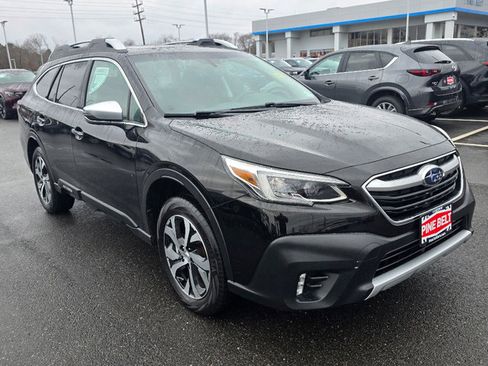 Used 2022 Subaru Outback Touring image 9