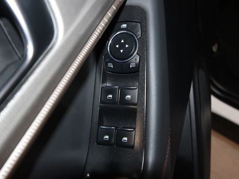 Used 2025 Ford Explorer Active image 6