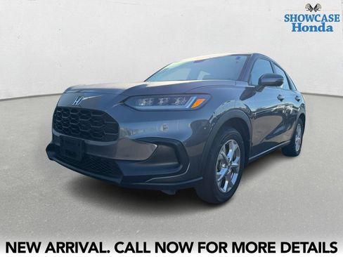 Used 2023 Honda HR-V LX image 2