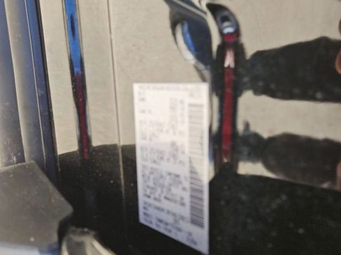 Used 2023 Nissan Rogue S image 30