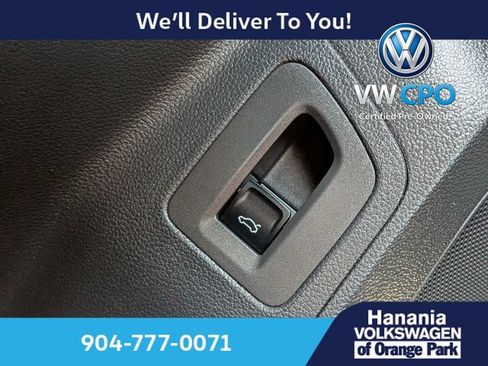 Certified 2023 Volkswagen Atlas SE w/ Black Wheel Package FWD image 25