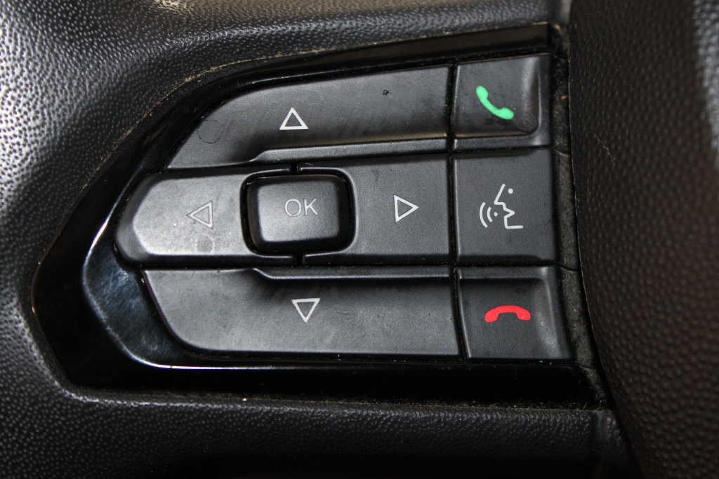 Used 2025 RAM ProMaster 2500 w/ Convenience Group FWD image 30