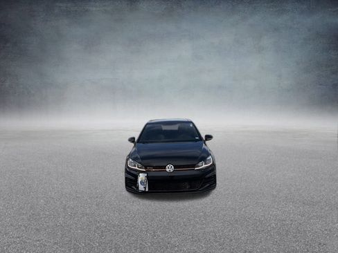 Used 2019 Volkswagen Golf 4-Door image 9