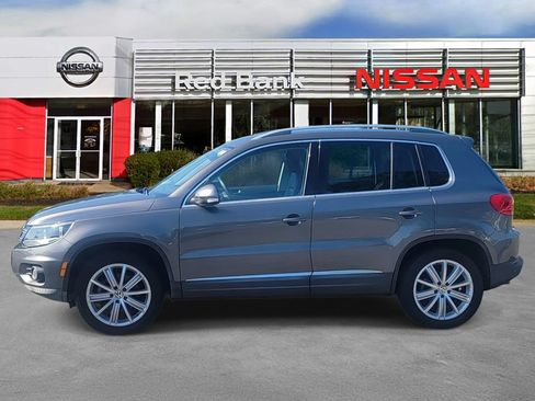 Used 2012 Volkswagen Tiguan S FWD image 5