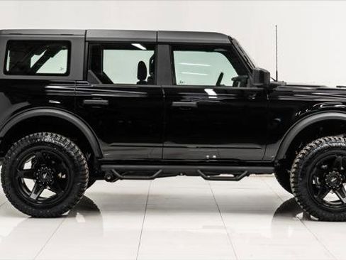 Used 2025 Ford Bronco Summertime image 4