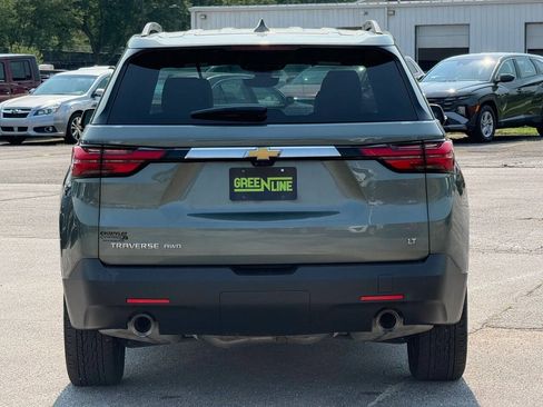 Used 2023 Chevrolet Traverse LT w/ LT Premium Package AWD/4WD image 4