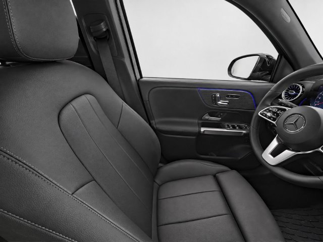 Certified 2023 Mercedes-Benz GLB 250 4MATIC image 16