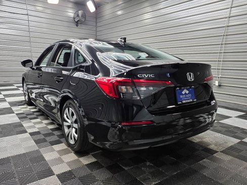 Used 2023 Honda Civic LX image 8