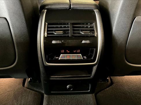 Used 2022 BMW X5 xDrive40i w/ Premium Package image 33