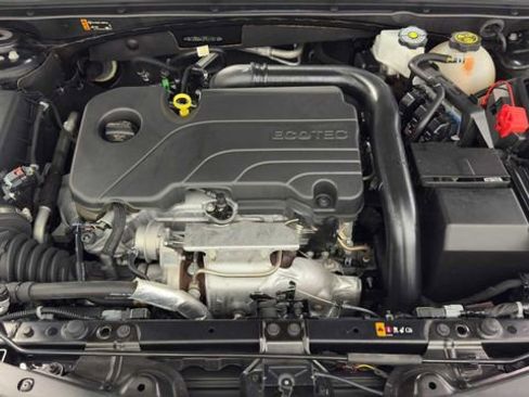 Used 2023 Chevrolet Malibu LS FWD image 33