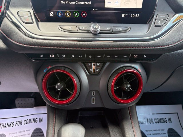 Used 2025 Chevrolet Blazer RS FWD image 18