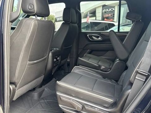Used 2023 Chevrolet Tahoe Premier AWD/4WD image 9