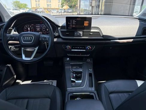 Used 2018 Audi Q5 2.0T Premium Plus w/ Premium Plus Package AWD/4WD image 12