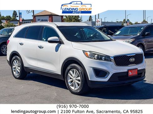 Used 2016 Kia Sorento FWD w/ LX Convenience Package image 5