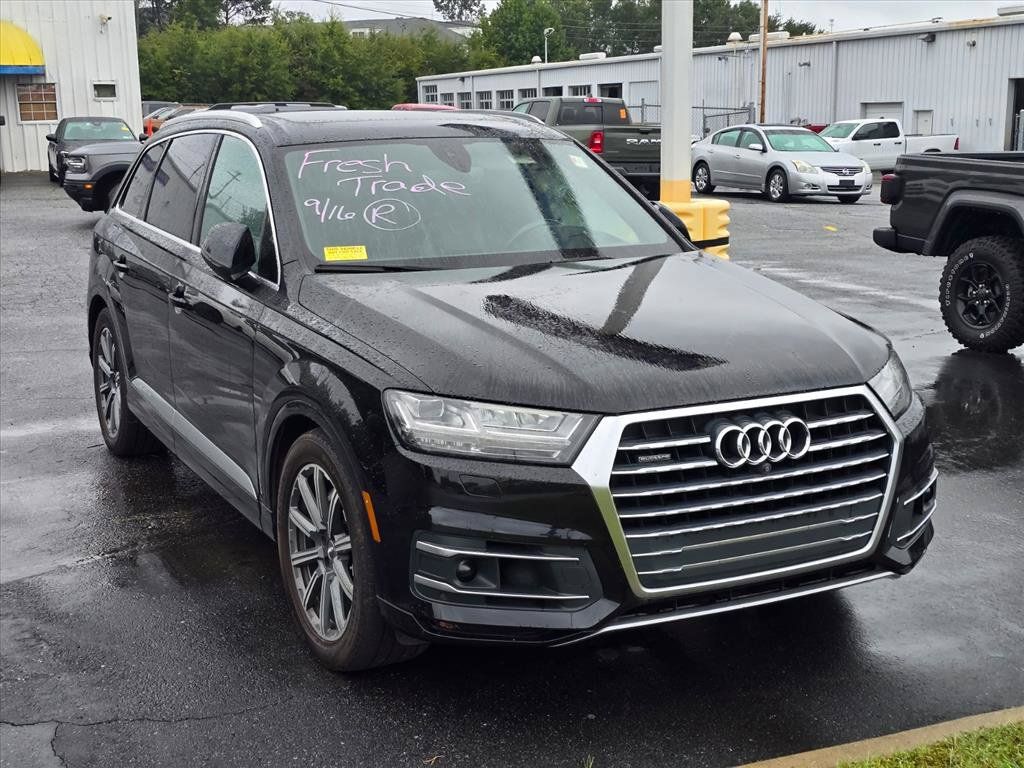 Used 2017 Audi Q7 3.0T Prestige w/ Prestige Package AWD/4WD image 9