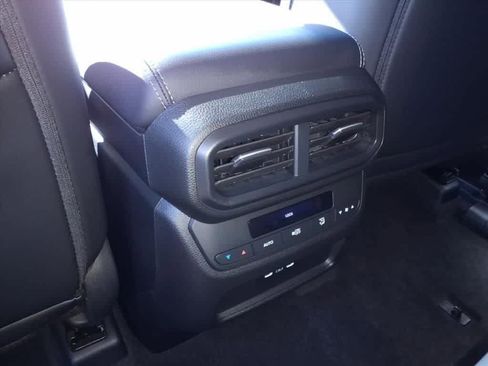 Certified 2025 Honda Pilot EX-L image 11