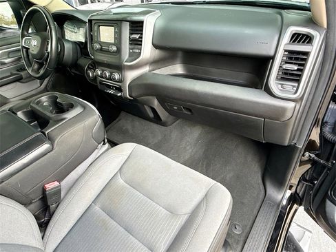 Used 2019 RAM 1500 Big Horn image 33