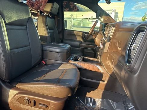 Used 2021 GMC Sierra 2500 Denali w/ Denali Ultimate Package AWD/4WD image 39