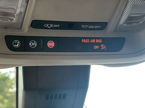 Used 2021 Chevrolet Equinox LT image 68