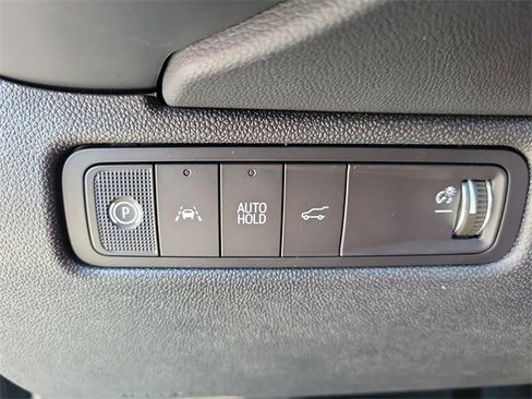 New 2026 Chevrolet Equinox EV RS image 13