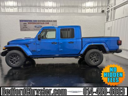 New 2026 Jeep Gladiator Sport