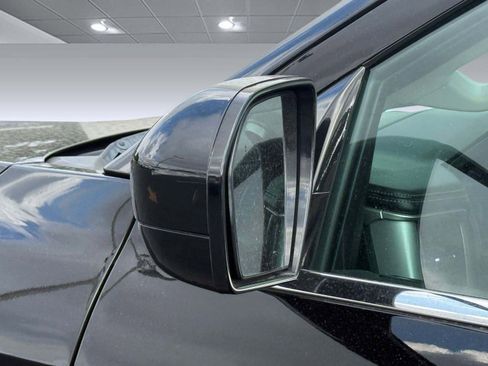 Used 2022 Ford Expedition XLT image 23