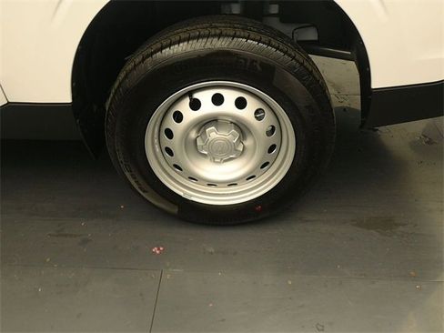 New 2026 Ford Maverick XL image 9