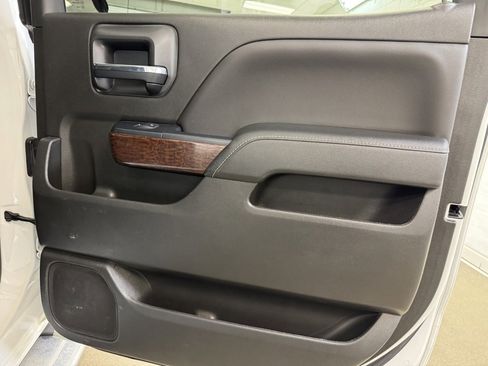 Used 2018 GMC Sierra 1500 SLT w/ SLT Premium Package image 24